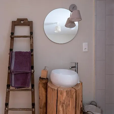 Les Iris D'hote Frühstückspension 3*